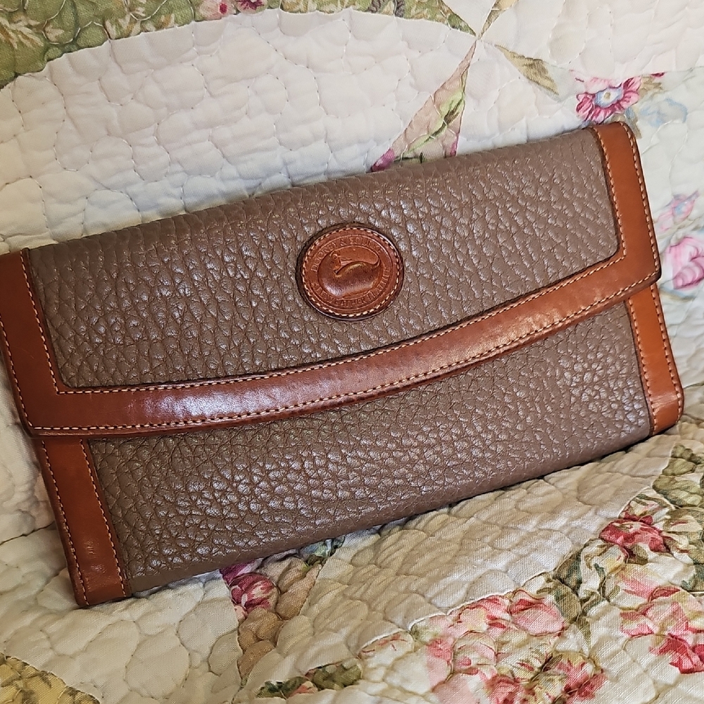 Vintage Dooney & Bourke AWL Mushroom Wallet